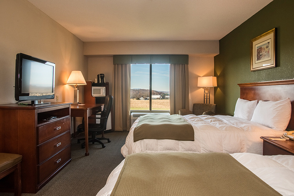 Two Queens Non Smoking Photo 1